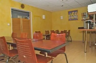 德罗斯尼酒店 酒店 2*