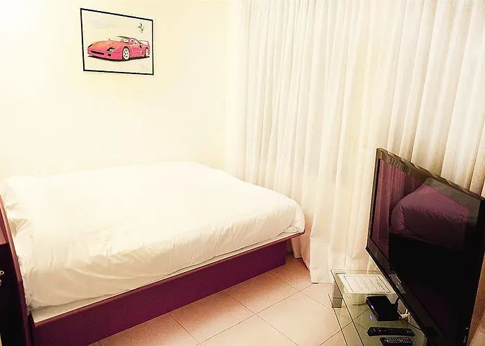 德罗斯尼酒店 图尔